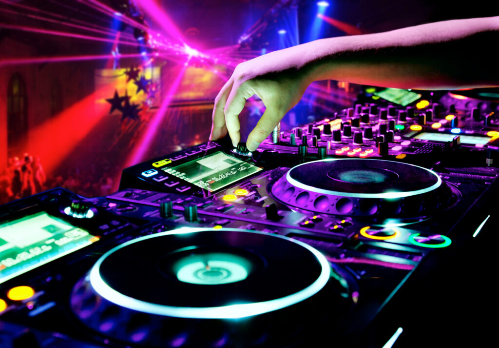dj live