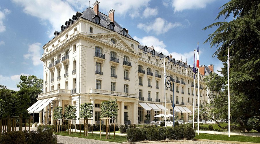 trianon-palace-versailles